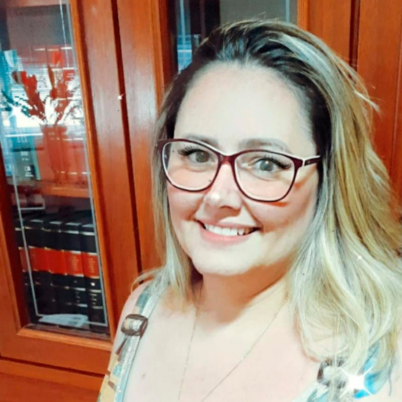 https://piresebarboza.adv.br/wp-content/uploads/2021/02/tatiany-quadrado.png